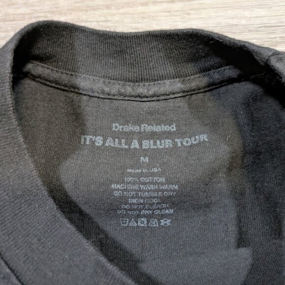 Drake Related Men's Medium "It's All A Blur" Tour Shirt Merch IAAB Eyes 2023 - Picture 2 of 7